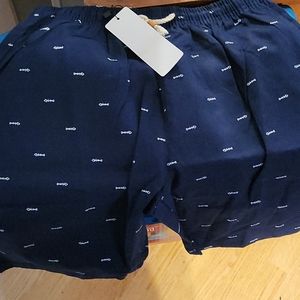 Mend shorts size 32 navy blue